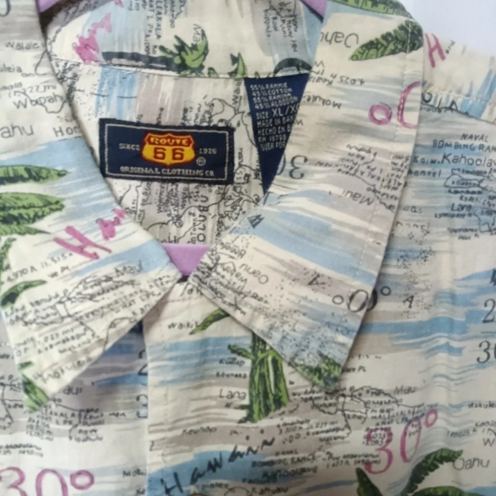 🦋 Vintage Hawaiian Map Button Down Shirt - Picture 3 of 7